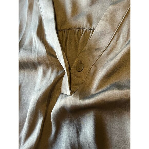 HM Dress Women’s Size Small Sage Green Short V Neck Elastic Waist Silky Feel - Picture 13 of 16